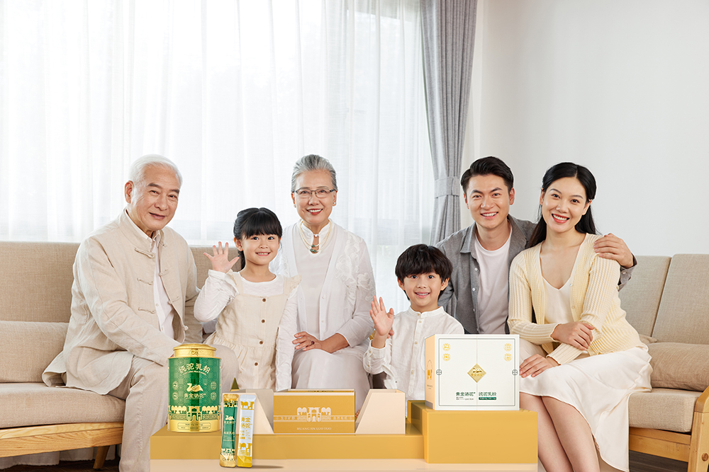 “黄金骆驼+”纯驼乳粉 | 稀缺乳品匠心造，这款驼奶不简朴！